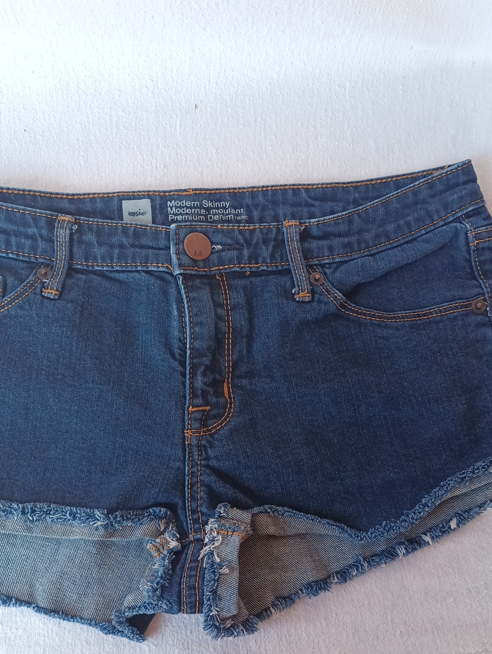 Mossimo Women's Dark Blue Frayed Denim Jean Shorts - Modern Skinny